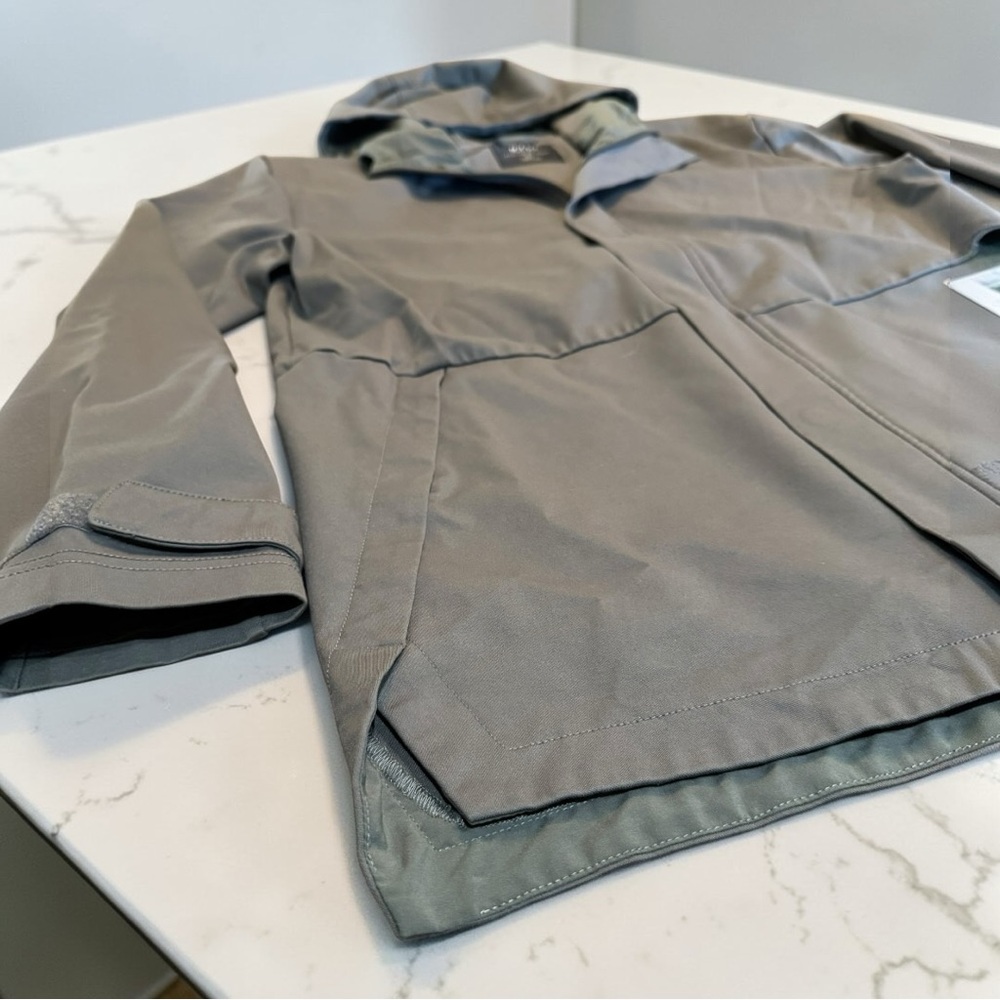 BYLT Men’s Premium Basics Grey Hooded Elite+ Shelter Jacket Size XL - Picture 6 of 12